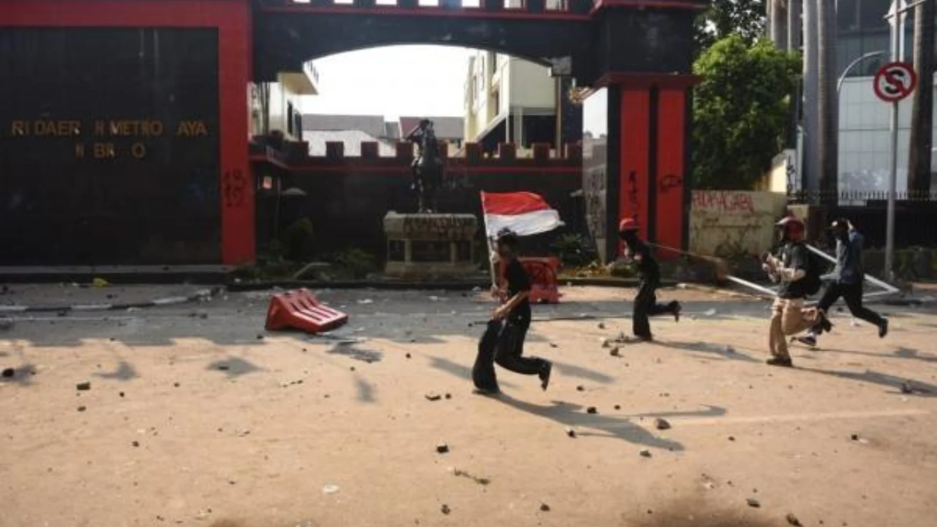 Sahabat Polisi Indonesia Serukan Setop Perusakan, Kembali ke Tuntutan Rakyat!